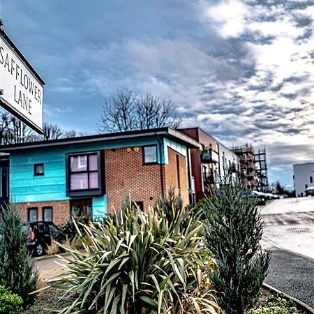 Exquisite Cozy House, Close To Train Station And Amenities Harold Wood Exterior photo